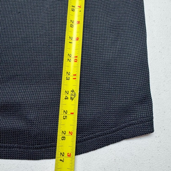 Under Armour Hoodie Mens Medium Black Waffle Knit Pullover Athletic 1302362 - Picture 9 of 10